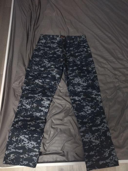 Продам камуфляж форму полиции.