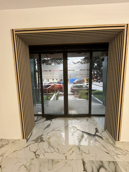 De inchiriat spatiu comercial pretabil cabinet medical/ salon de infrumusetare Pitesti / Teilor
