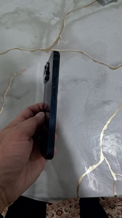 Продам IPHONE 14 128gb