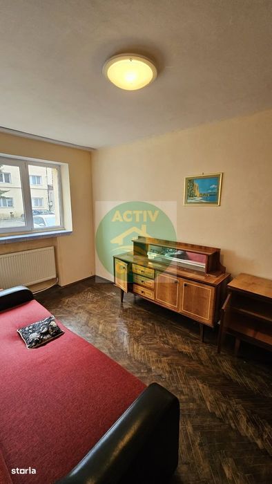 Apartament 2 camere, decomandat, zona Anton Pann