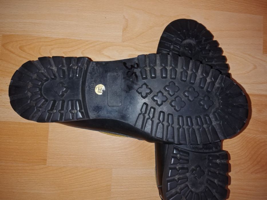 Pantofi din piele,pentru iarnă,bărbați.