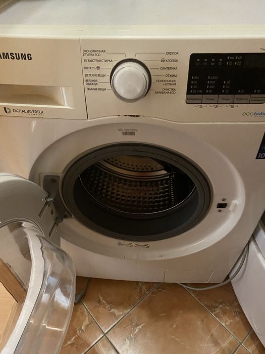 Продам стиральную машину