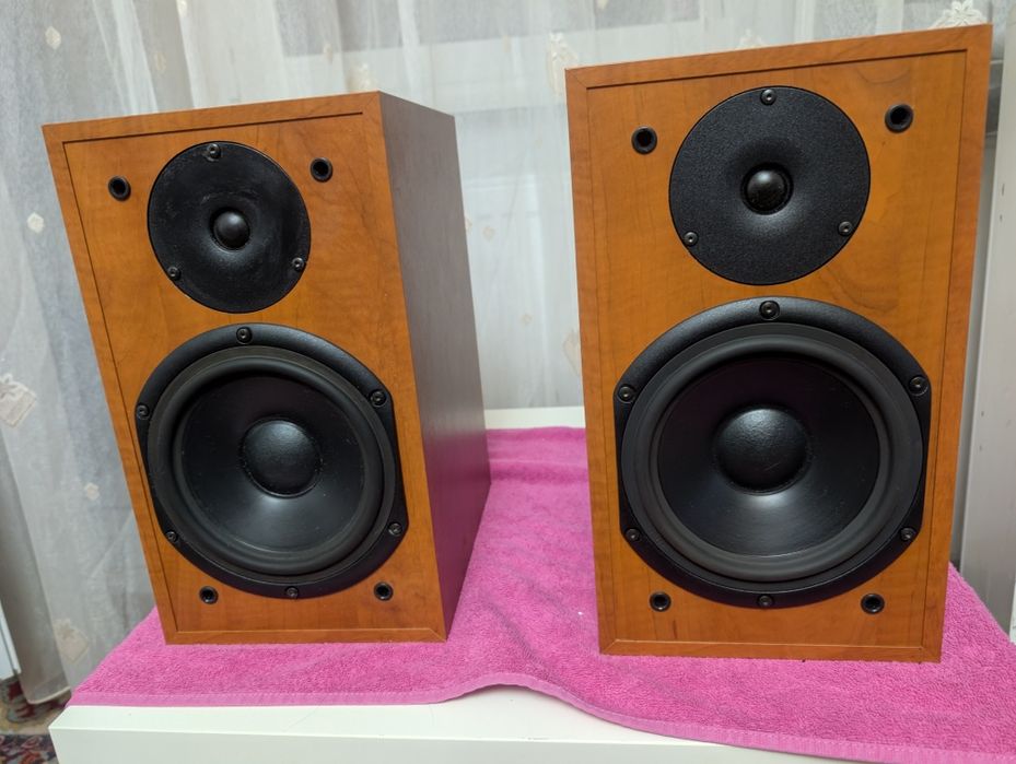 Vând boxe Hi Fi QLN 601