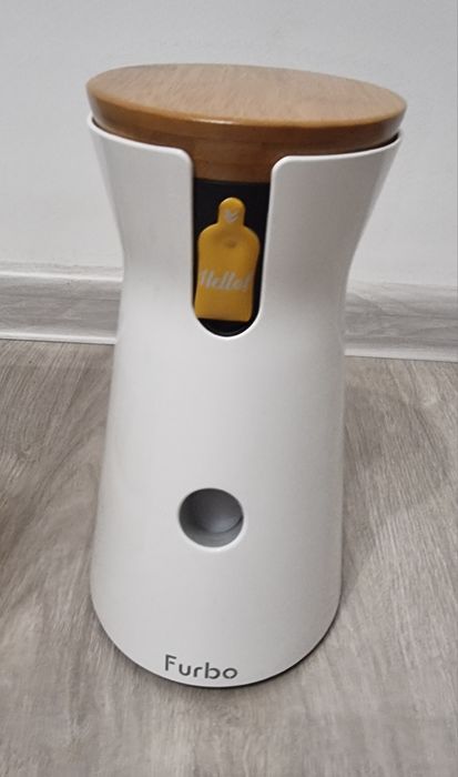 Furbo Камера и хранилка за кучета и котки/НОВО/