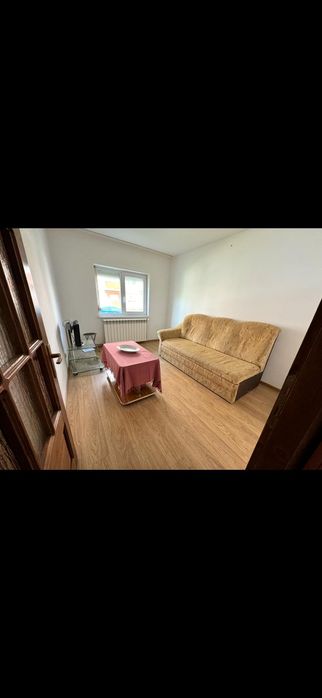 Vând apartament cu 3 camere
