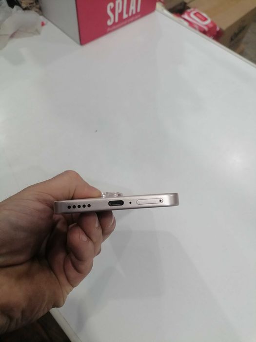 Honor 400 5 g sotiladi