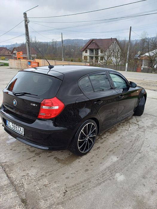 Vând BMW seria 1