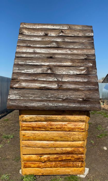 Туалет садовый деревянный.