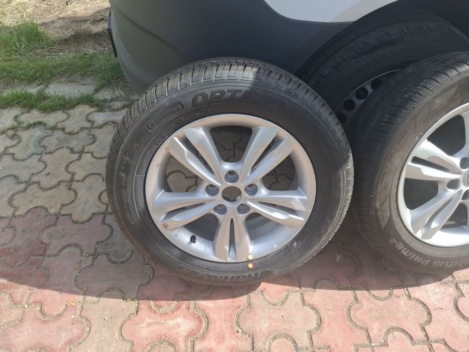 Roti Hyundai 225 60 R17