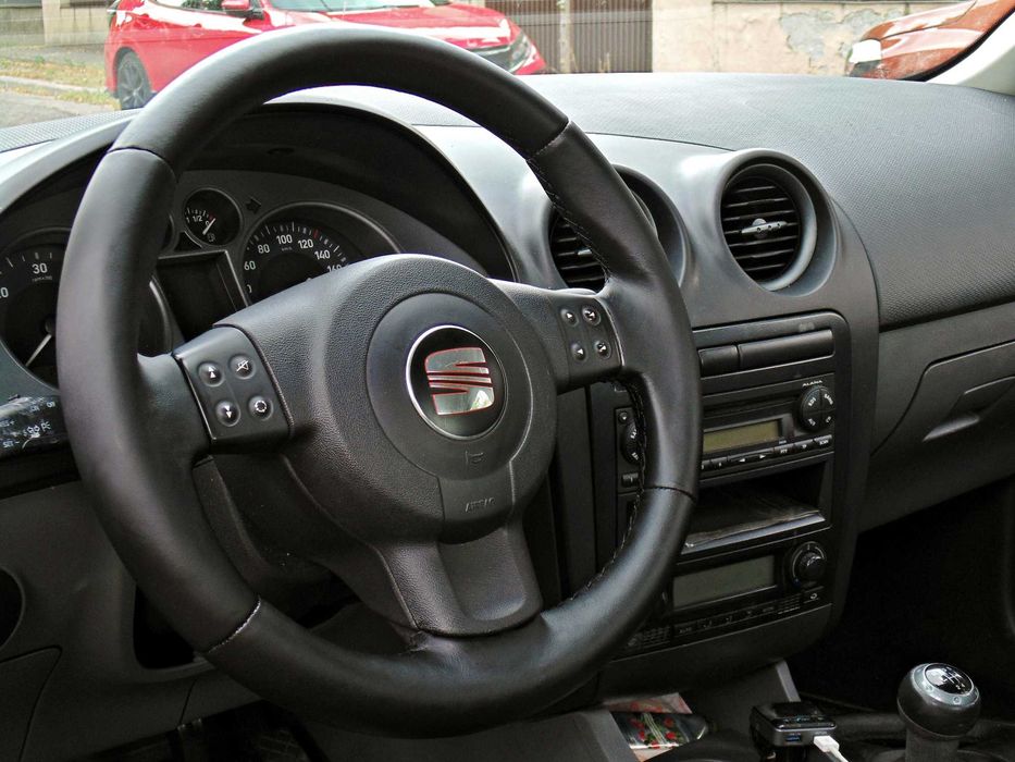 Imbracare/Tapitare nuca, manson schimbator, volan (piele naturala)