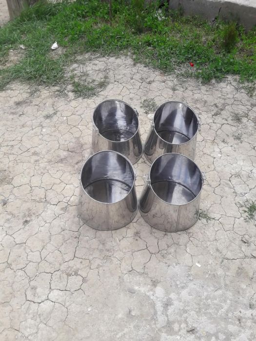 Vând crinte galeți