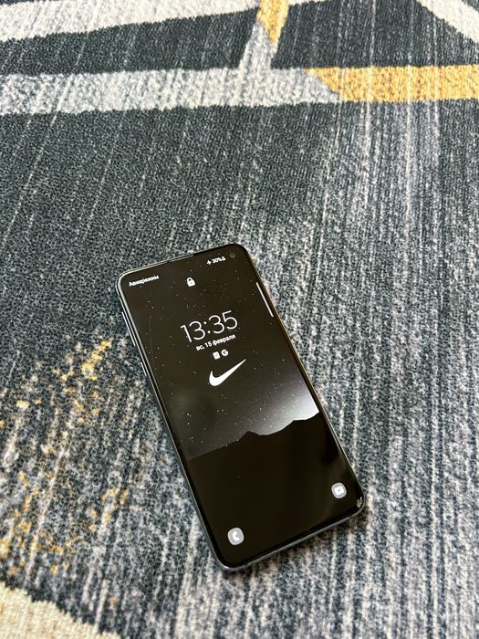 Самсунг с10е срочно 11 версия андроид