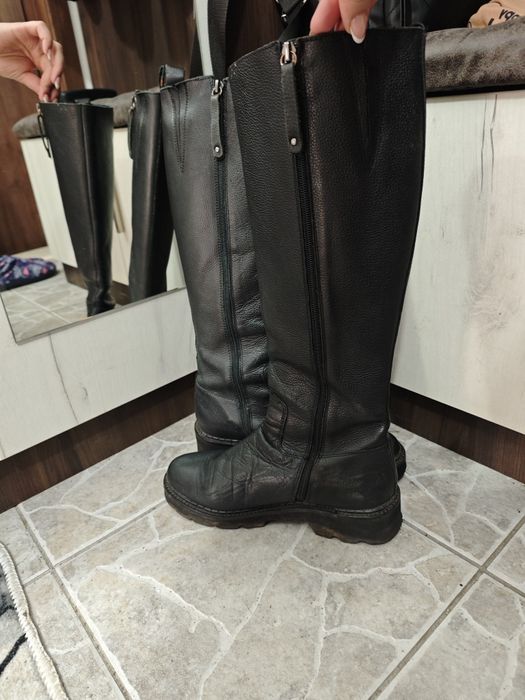 Дамски кожени ботуши TANGO 38н