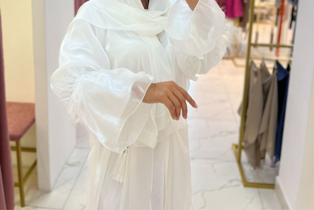 Абайка и платье