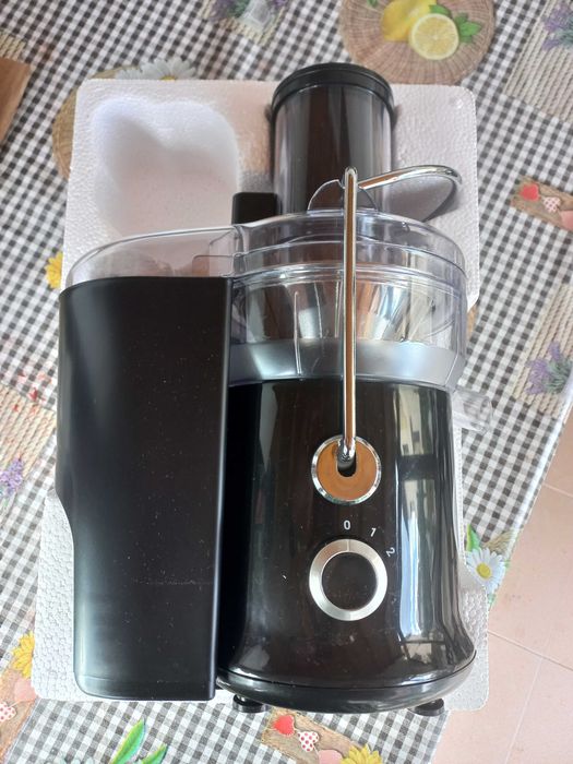 Чисто нова машина за сок Starlyf