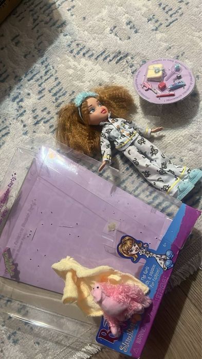 Меган Slumber Party bratz