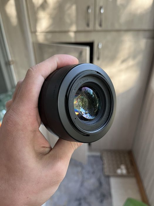 Продам Sony A6400 + Sigma 30mm f/1.4