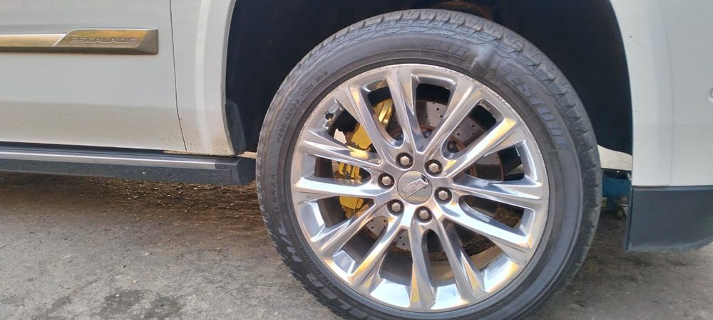 Продам летнюю шины