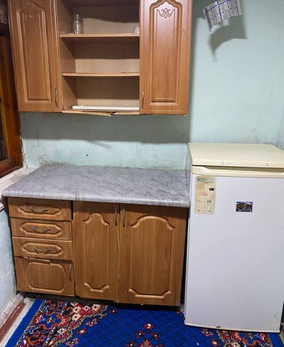 Каракамиш 1/4. Жомий бозор якин  Срочно 3/2/4 350$