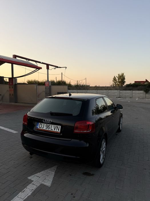 Vând Audi A3 an 2010