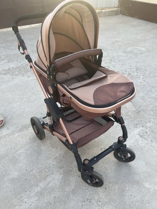 Продам коляску с автолюлькой 3 в 1