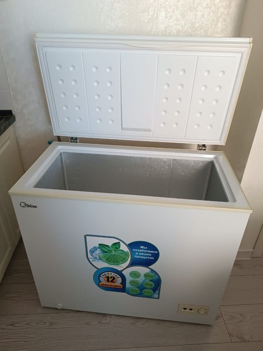 Продам морозильник Мидеа возможно доставка будет