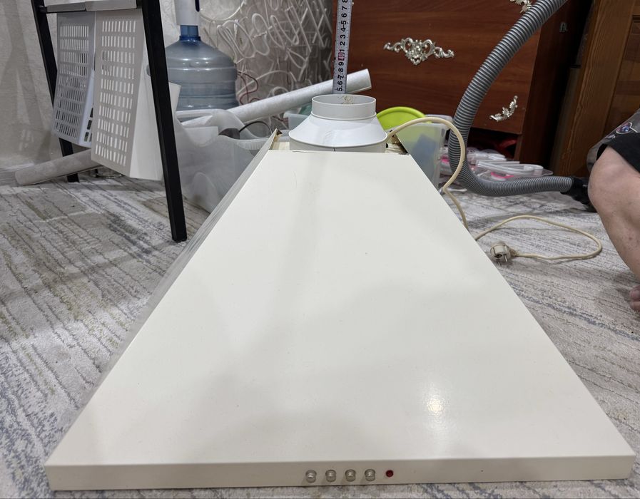 Продам вытяжки б/у