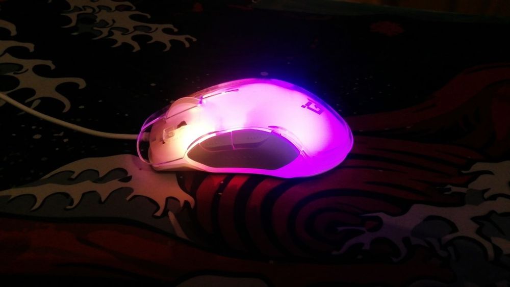 СРОЧНО, белая мышка проводная