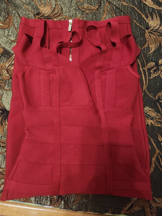 Червена рокля по тялото ,Бандажна