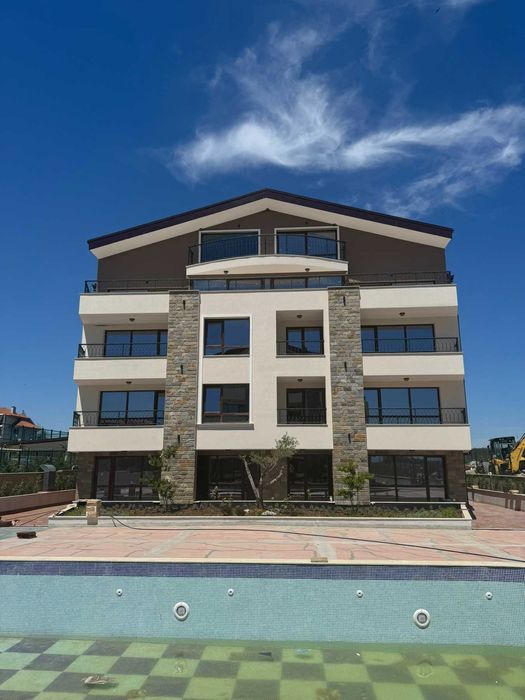 Продава се Едностаен апартамент в Бургас, Изгрев - 34 кв.м за 1324 €/кв.м - Снимка #1