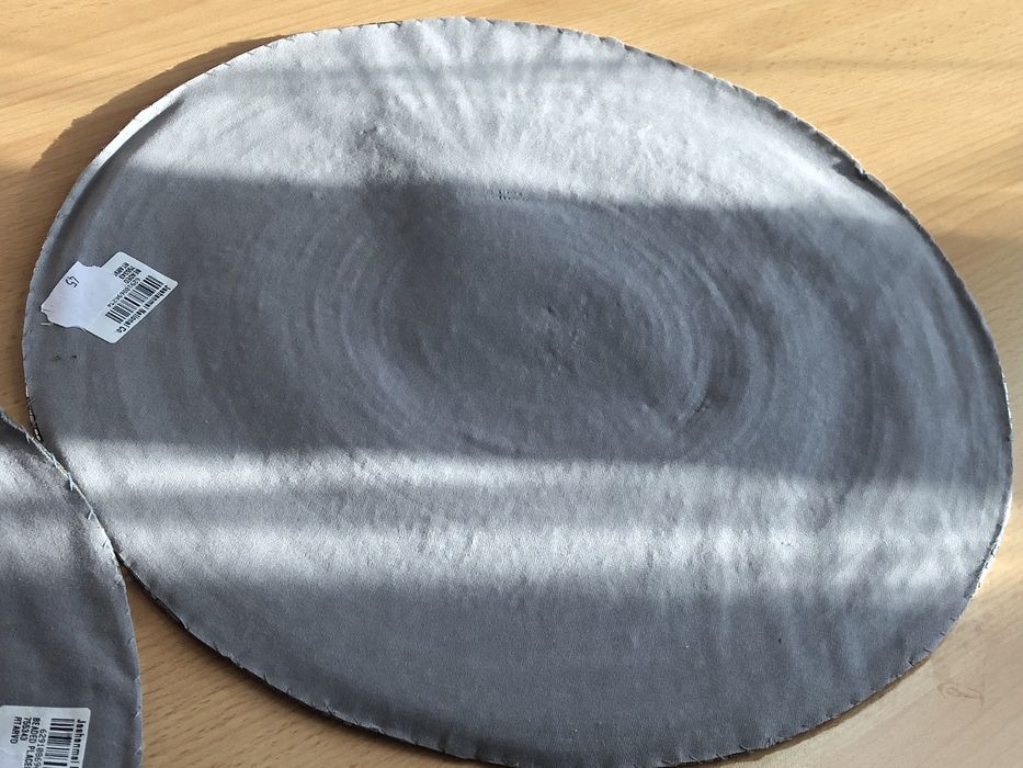 Подставка  из бисера под горячее ОАЭ 10000т