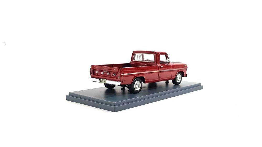 FORD  F-100     Pick-Up   1968    -   NEO