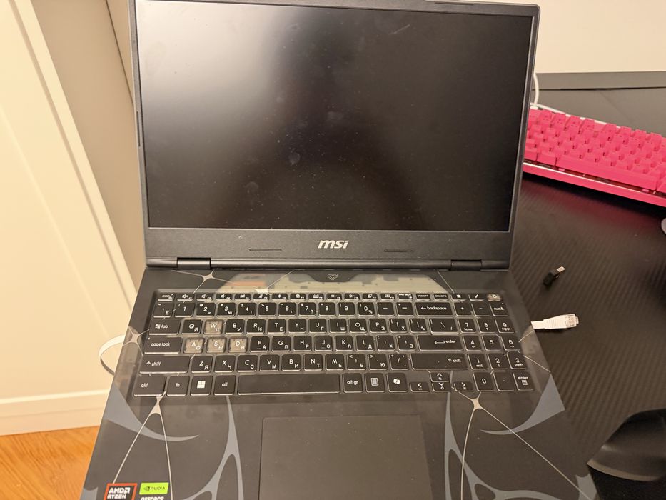 Ноутбук msi cyborg15
