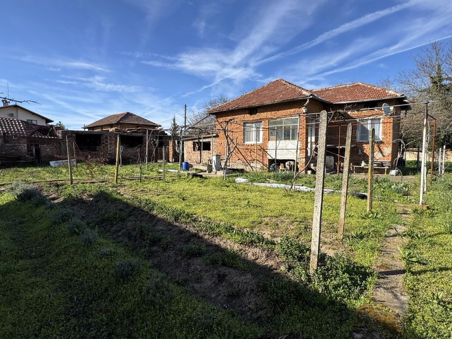 Къща в село Телиш