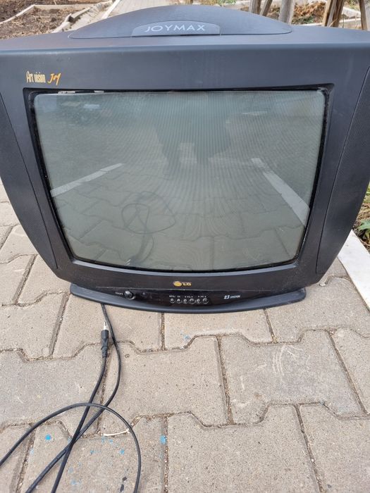 Продам телевизор LG