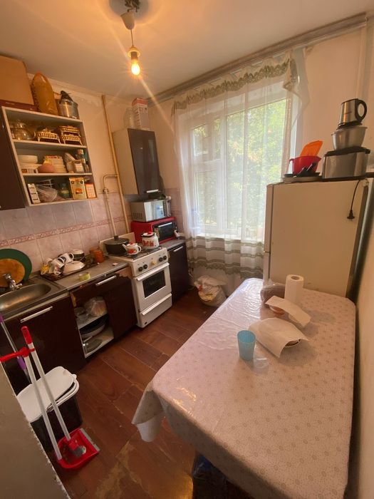 Продаётся 2 х комнатная квартира