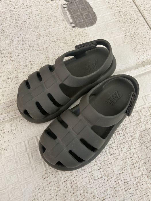 Летни сандали 22/23 24 25 26 размери ZARA  GEOX PUMA RESERVED NAVAIJI