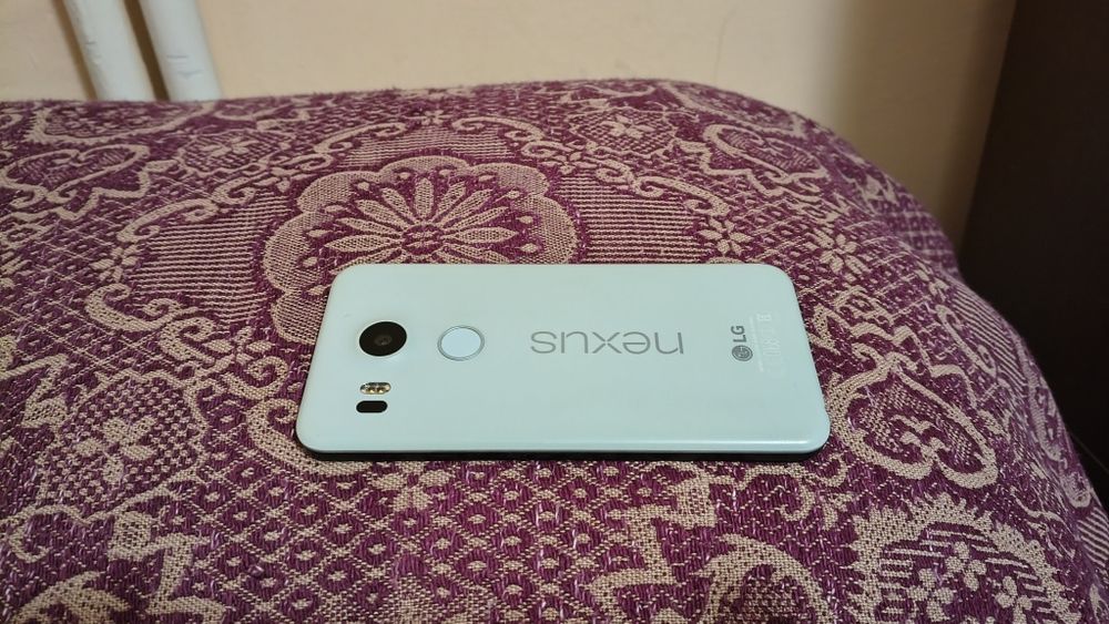 LG Nexus 5X smartphone