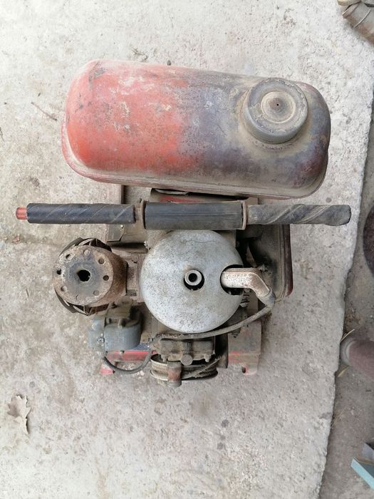 Мото-помпа бензиновая