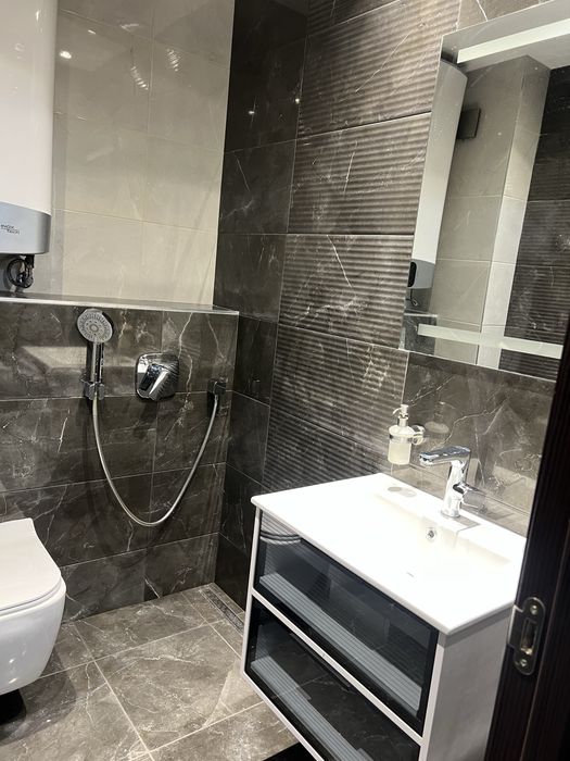 Дава се под наем Двустаен апартамент в Варна, Възраждане 3 - 70 кв.м за 478.38 € - Снимка #7