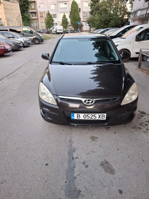 Хюндай i 30 бензин 1.4 109 кс 2008 г