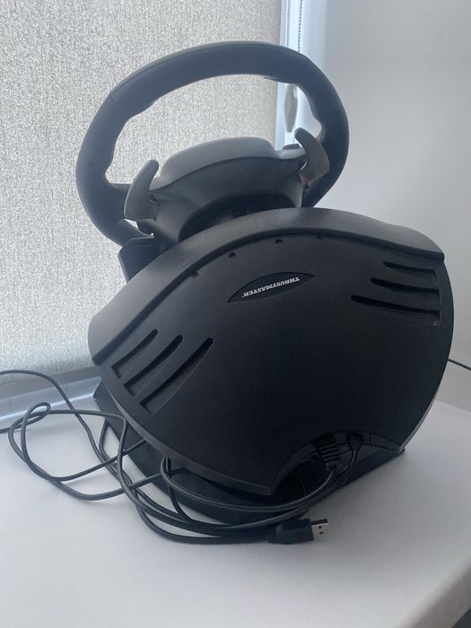 Продам игровой руль Thrustmaster t80