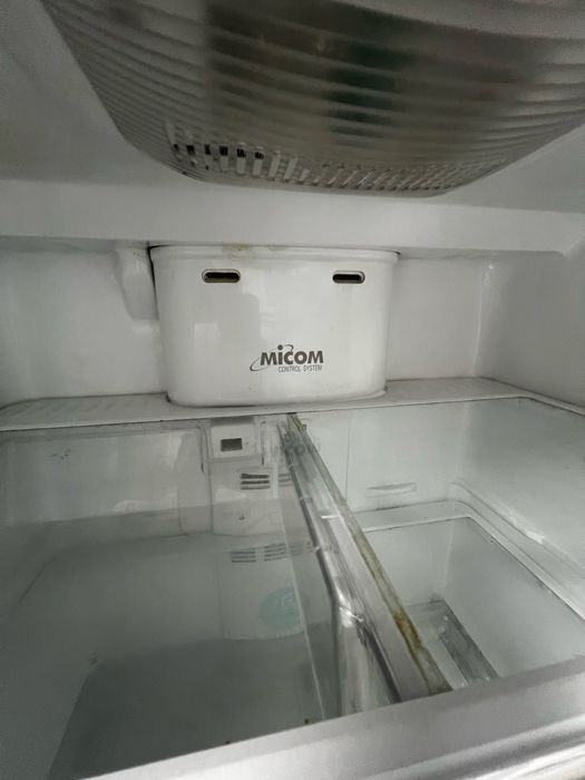 Голям хладилник LG