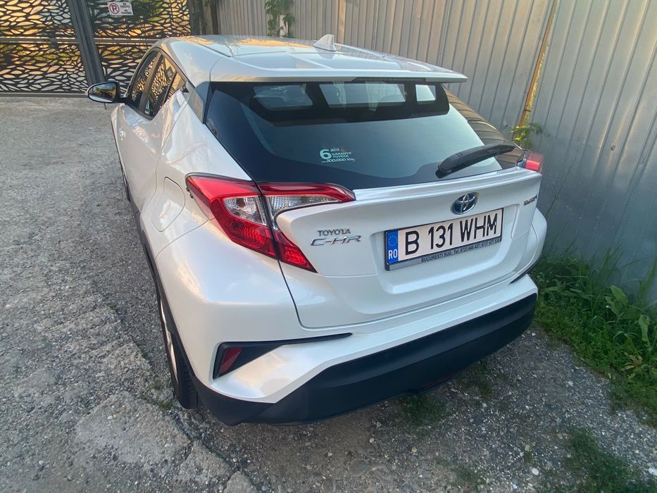 Toyota C-HR Hybrid 2019, motor 1.8, 122CP.