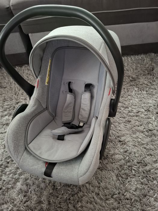 Бебешко кошче за кола и количка