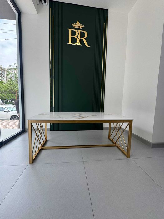 журнальный стол для гостиной или офиса