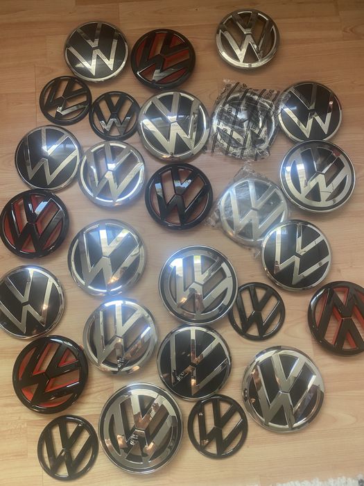 Emblema capota Volkswagen Passat B6,B7,B8,Golf 5,Golf 6 ,Touran,Caddy