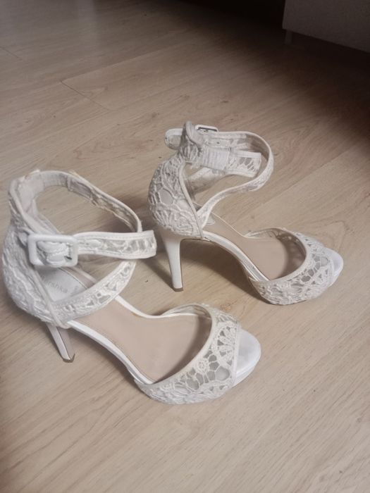 Для торжественных случаев размер 37