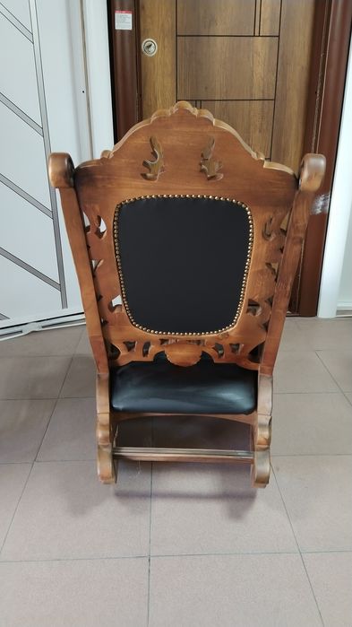 Кралски люлеещ стол