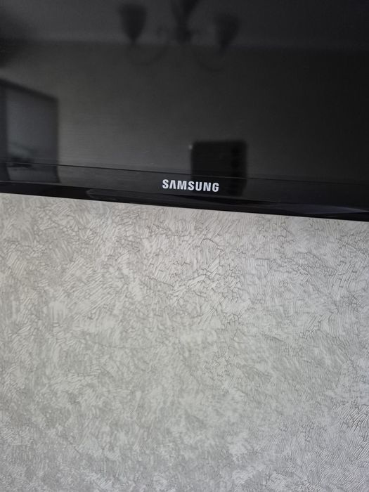 Телевизор  Samsung